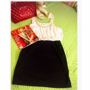 Black & White dress with pearl & diamond necklace