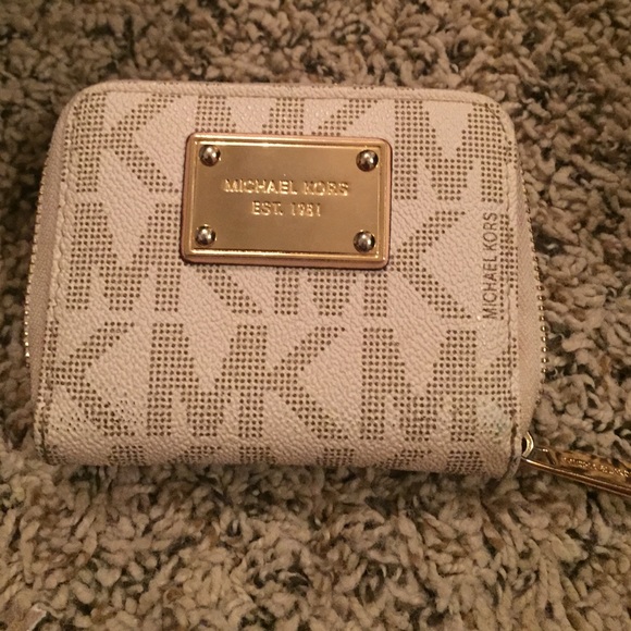 Michael Kors wallet