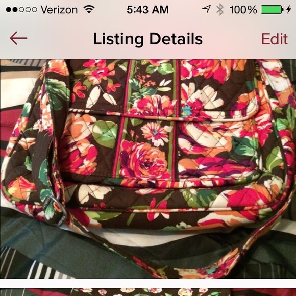 Vera Bradley Handbags - Vera Bradley shoulder bag