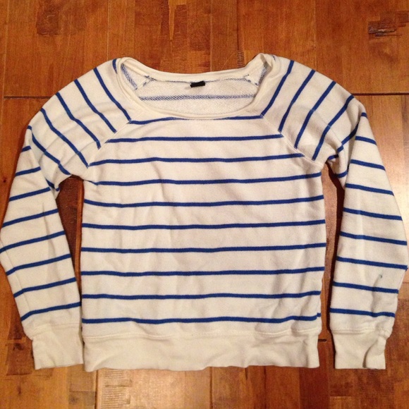 Cream & Blue Striped Sweater - Picture 2 of 3