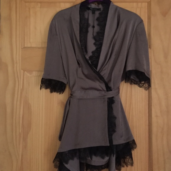 BCBG MaxAzria blouse size medium