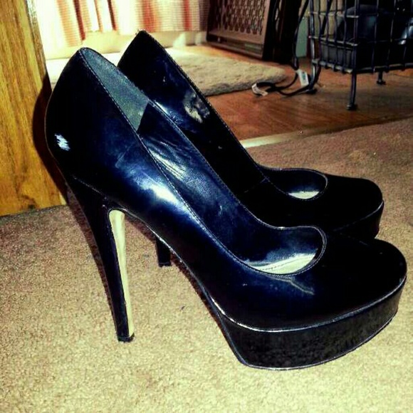 ALDO black pumps