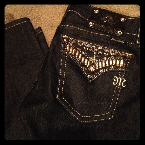 Miss me skinny jeans. 💜