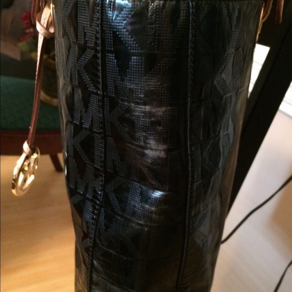 Handbag - Picture 3 of 4