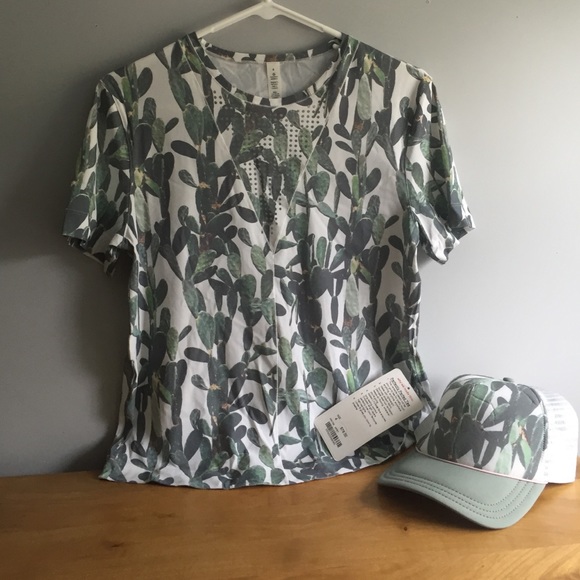 Lululemon cactus tee!!