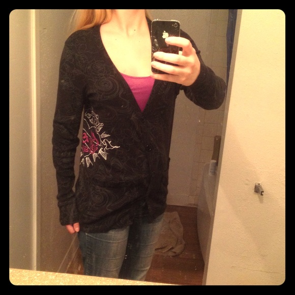 Detailed sweater