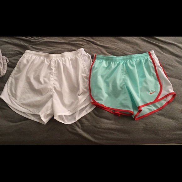 White nike shorts