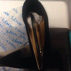 Little girls black flats size 9
