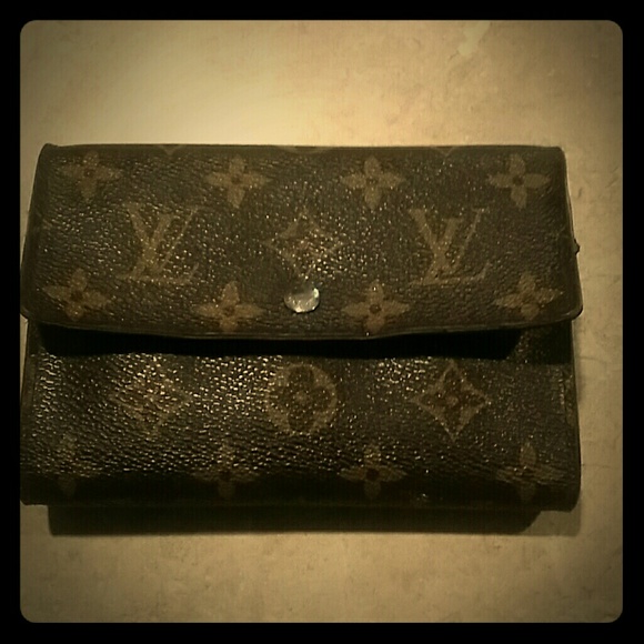 Authentic Vintage Louis Vuitton wallet.