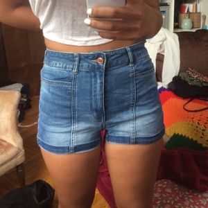 High waisted Denim shorts