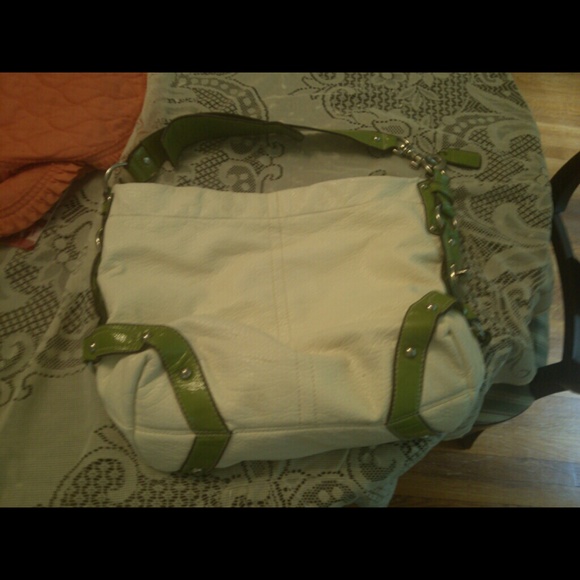 Coach purse - Picture 2 of 4