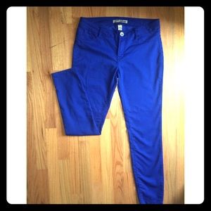 Blue skinny pants