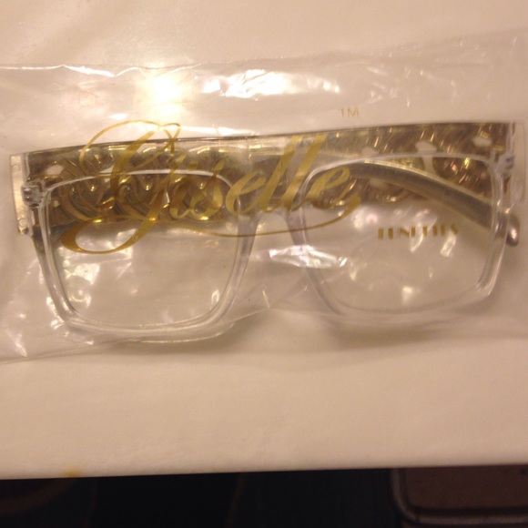 Giselle Fashion Glasses😎😎😊😊