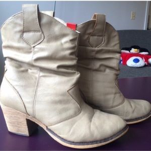 Coconut vegan leather cowboy boots