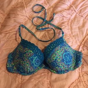 Push up bikini top