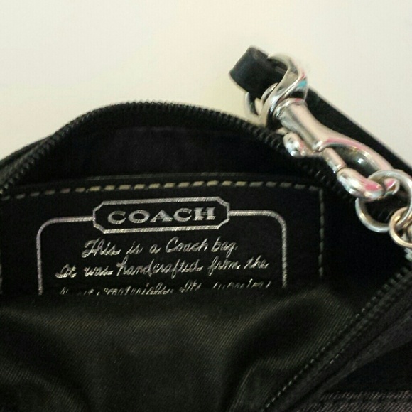 Coach wristlet for Barb - Picture 2 of 3