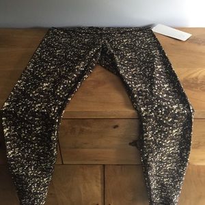Lululemon Shine Tight Rolldown yoga pants
