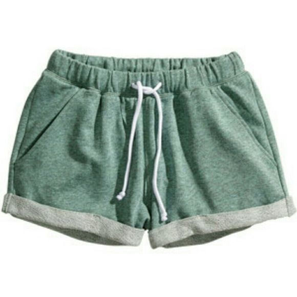 67% off H&M Pants - Seafoam sweat shorts from Trendeeme's