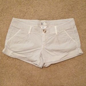 American Eagle stretch khaki shorts size 2