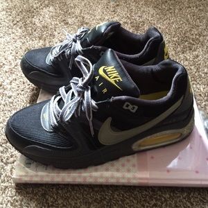 Nike Air Max (Command) men's 8.5