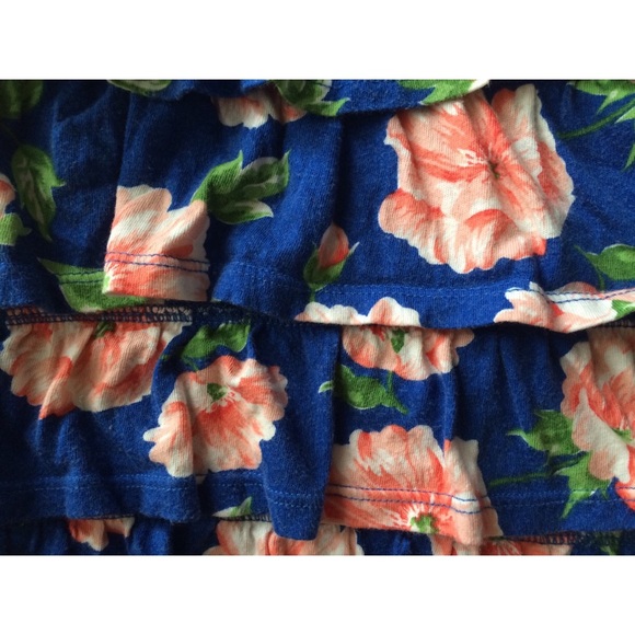 Beautiful Floral Ruffle Tank - Picture 3 of 4