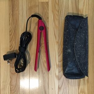 Ultra CHI straightening iron