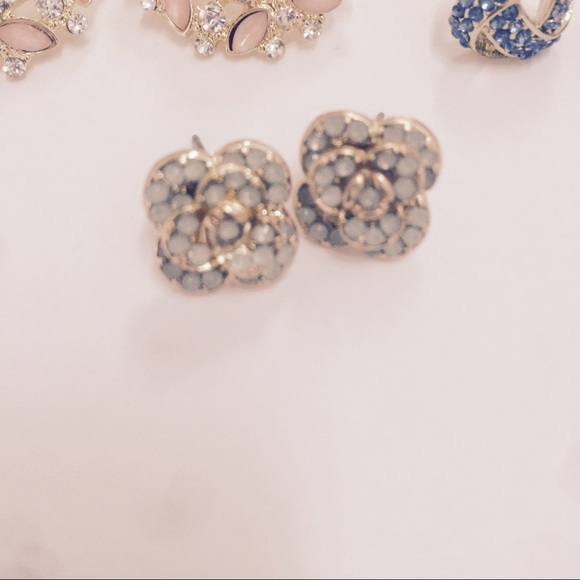 Button earring pack - Picture 2 of 4