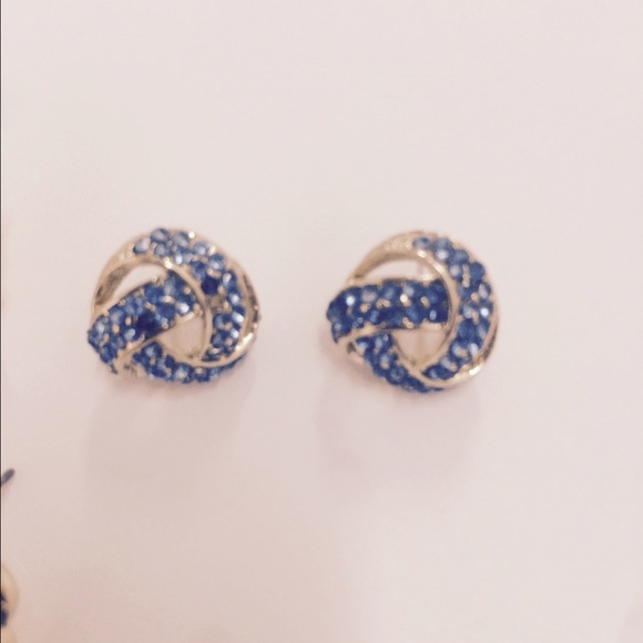 Button earring pack - Picture 3 of 4