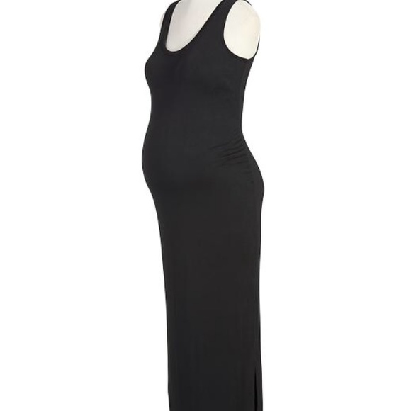Maternity maxi black with slits on the sides