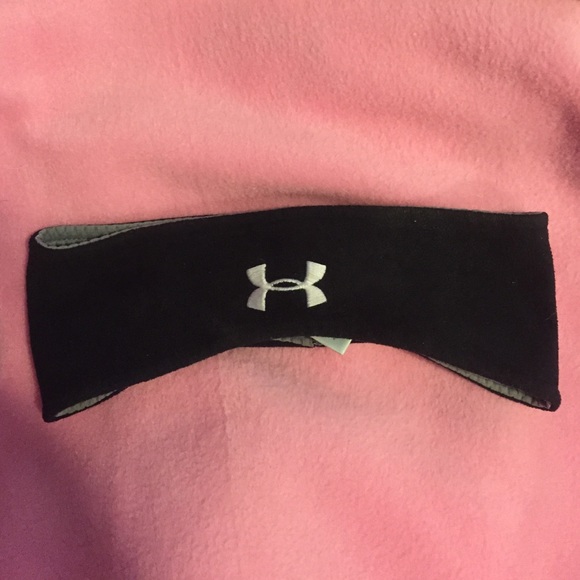 Black Under Armor Headband!