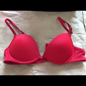 Victoria secret branded bra (intimissimi)