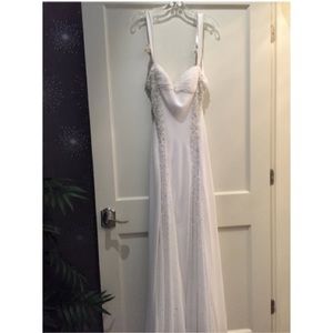 White Beaded Detail Gown size 6