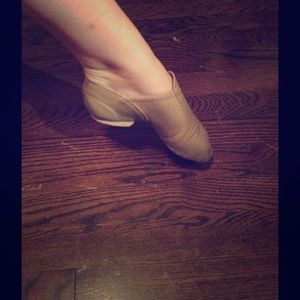 Tan capezio jazz shoes