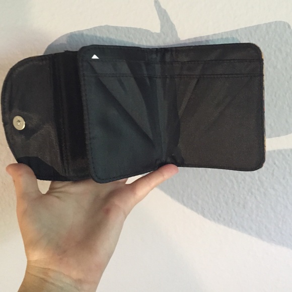 Wallet - Picture 2 of 4