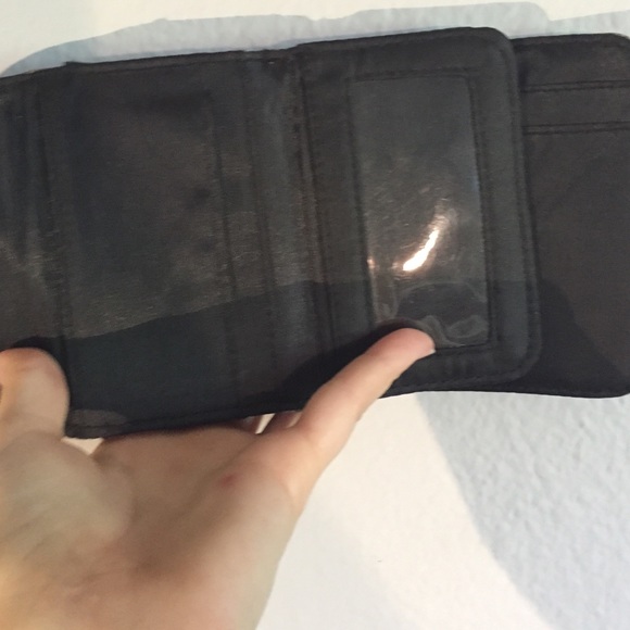 Wallet - Picture 3 of 4