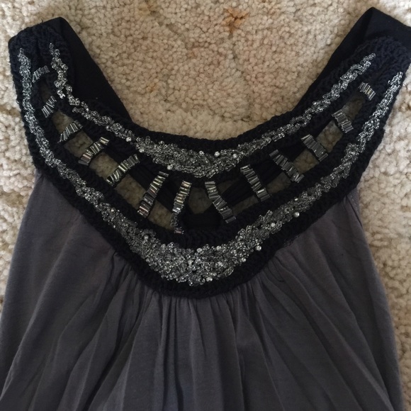 Kiwi grey top - Picture 2 of 4