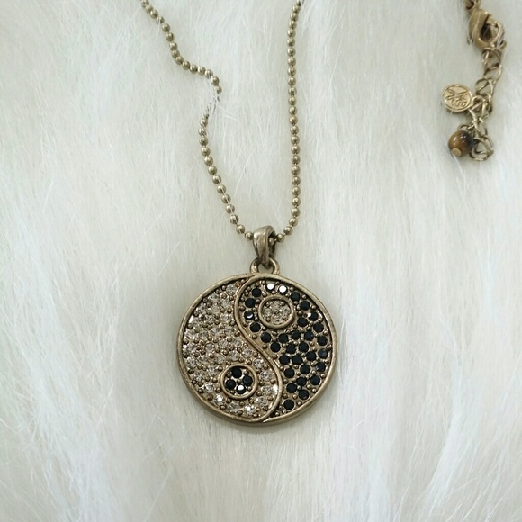 Bracelet and necklace set - Picture 3 of 3