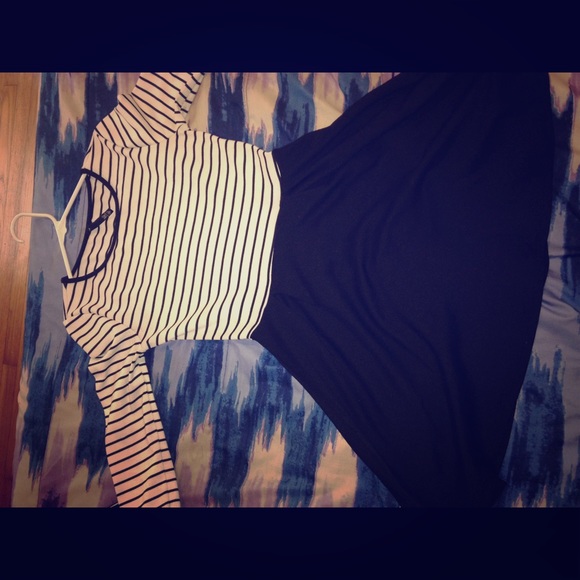 Black And white Mid Sleeve Skater Dress