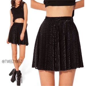 • BLACKMILK ZEBRA SKATER SKIRT •
