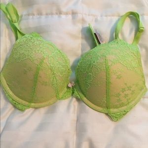 Victoria's Secret Dream Angel Plunge bra.