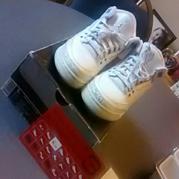 ✨TRADED LOCALLY✨ Pure Money 3s
