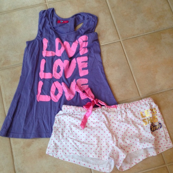 Bisou Bisou pink pajama short and tank set