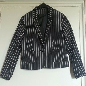 H&M Black White Pinstripes Blazer Never Worn Sz M