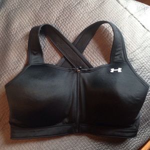 Black under armour sports bra
