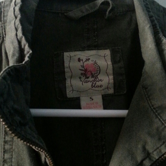 Army green light jacket - Picture 3 of 4