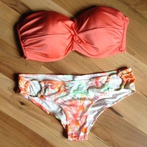 Victoria's Secret bathing suite twist top w/floral