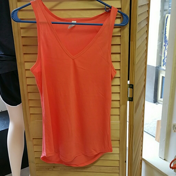 Bella ladies tank top