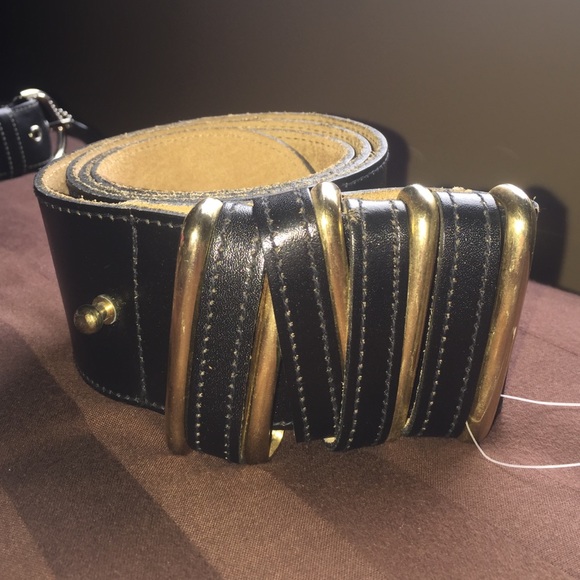 Black & gold belt