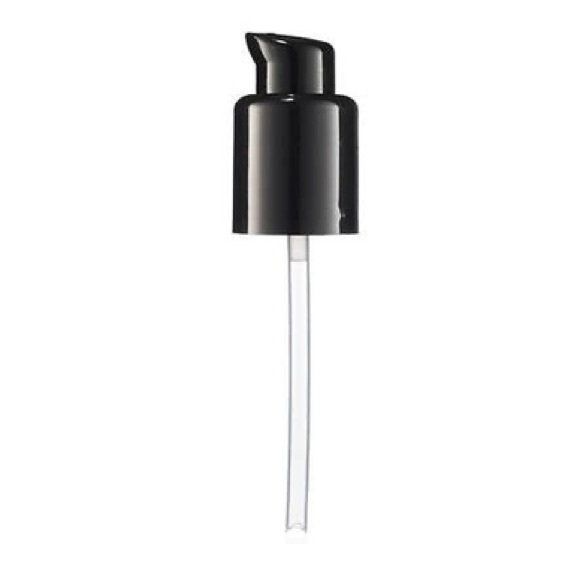 M·A·C Foundation Pump