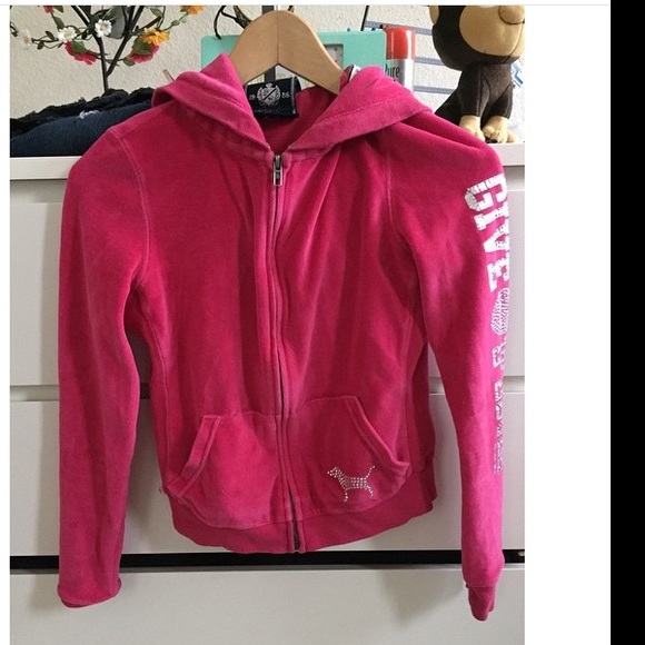 Victor secret vs sweatshirt